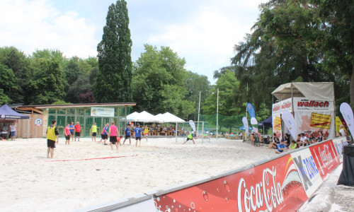 Bereits zum vierten Mal finden in Wolfenbüttel die Beach-Days statt. Am Stadtstrand am Landeshuter Platz heißt es noch bis 12. Juni 2016: Spaß im Sand. Fotos: Anke Donner 