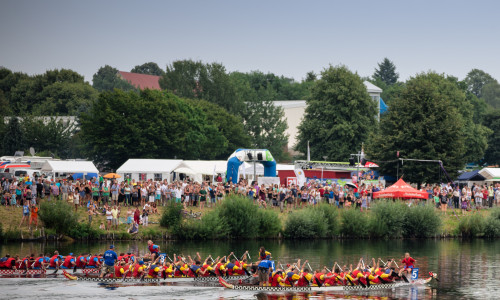 Das beliebte Drachenbootrennen ist in jedem Jahr ein Highlight. Fotos: Stadt Salzgitter/Andre Kugellis