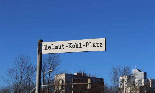 Einen Helmut-Kohl-Platz wird es in dieser Form wahrscheinlich nicht geben. Fotomontage.
