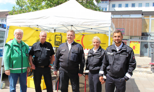 In der Wolfsburger Innenstadt informierte die Polizei über verschiedene Sicherheitsthemen. Foto: Eva Sorembik