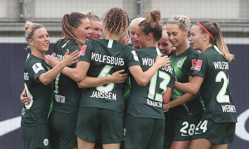 Die VfL Wolfsburg Frauen wollen auch die Hürde Twente nehmen. Foto: Agentur Hübner/Archiv