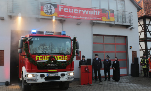 Der neue Star im Feuerwehrhaus. Fotos/Video: Braumann