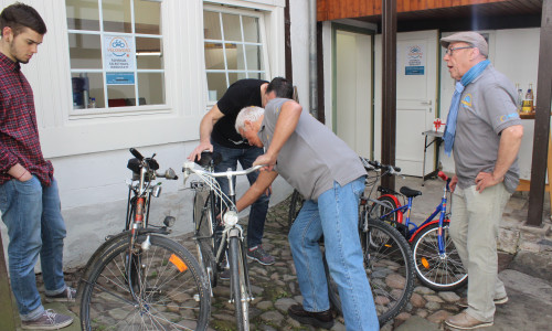 Die neue Fahrrad-Werkstatt lud zum Tag der offenen Tür ein. Foto: Anke Donner