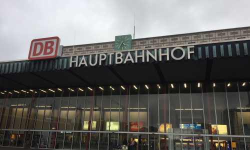 Am Braunschweiger Hauptbahnhof soll eine Abstellanlage für Fahrräder entstehen. Archivbild.