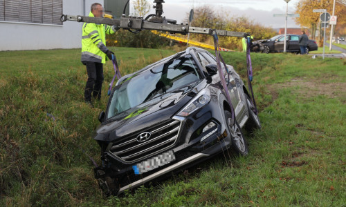Der Fahrer des Hyundai hatte das Stoppschild missachtet. Fotos: Rudolf Karliczek
