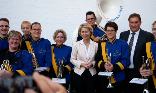 Der Fanfarenzug "Oelber am weißen Wege" begrüßte die Ministerin in Salzgitter-Bad und begleitete den Abend musikalisch. Videos/Foto: Alexander Panknin