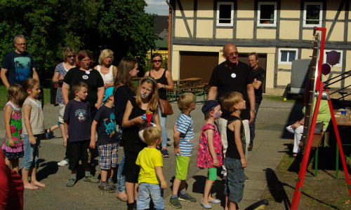 Das Familienfest der evangelisch-lutherischen Kirchengemeinde Börßum lockte zahlreiche Familien und Kinder an. Foto: Privat