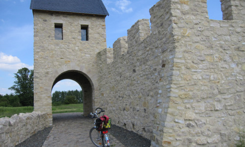 Wolfenbüttel. Für Sonntag den 3. Juli lädt der ADFC Kreisverband Wolfenbüttel alle interessierten RadfahrerInnen zu einer geführten Radtour zur Pfalz Werla ein. Foto: ADFC Wolfenbüttel 