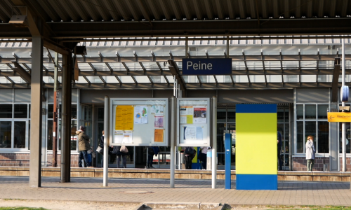 Am Bahnhof in Peine fing die Belästigung an.