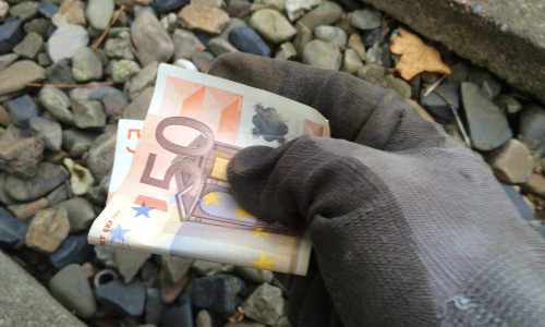 46 Verstöße im Bereich der Schwarzarbeit brachten dem Landkreis mehr als 13.000 Euro ein.
