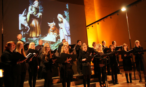 Der Chor Pro Deo bei einem früheren Adventskonzert. Foto: Martina Schlaeger