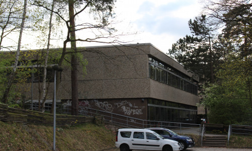 Wird der Hauptstandort des Otto-Hahn Gymnasiums umgebaut? Symbolbild: Christoph Böttcher