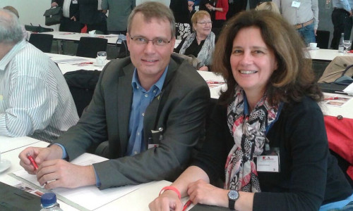 Die Wolfenbütteler Delegierten Udo Dettmann (Groß  Denkte) und Susanne Fahlbusch (Cramme) auf dem SPD-Landesparteirat in Hannover.
Foto: Privat