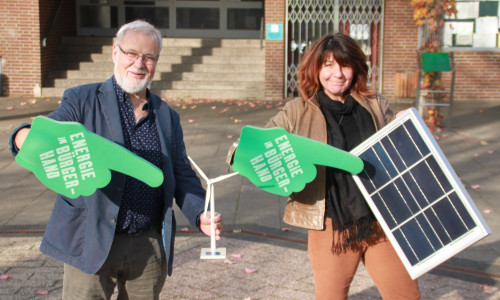 Angelika Uminski-Schmidt und Hilmar Nagel fordern
Energie in Bürgerhand. Foto: Privat