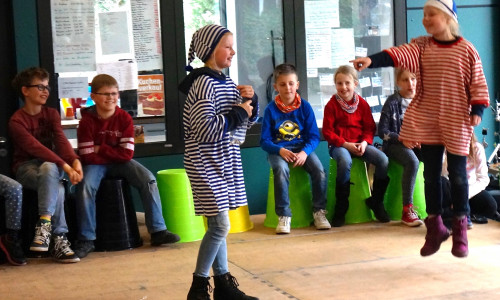 Sketch-Theater der Grundschule - ein Element beim Entdeckertag des CJD Braunschweig. Fotos: Veranstalter