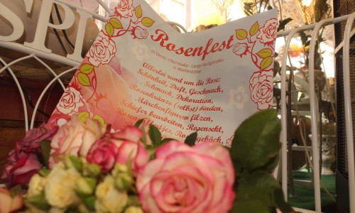 Der Trägerverein Werkstatt Solidarische Welt e. V. hat beim Rosenfest geöffnet. Foto: Anke Donner 