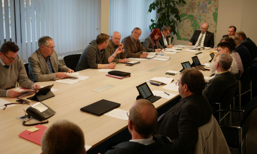 Der Finanzausschuss diskutiert über "Wasserburg". Foto: Alexander Panknin