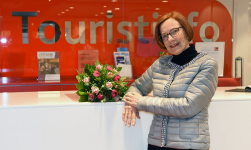 Dagmar Knopf hat 47 Jahre dem Braunschweig-Tourismus ein freundliches Gesicht gegeben. Heute verabschiedete sie sich in den wohlverdienten Ruhestand. Foto: Braunschweig Stadtmarketing GmbH/Sascha Gramann