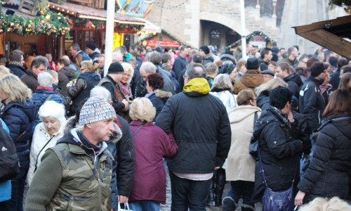 Der Weihnachtsmarkt lockt derzeit wieder viele Besucher in die Innenstadt. Foto: Archiv/Max Förster