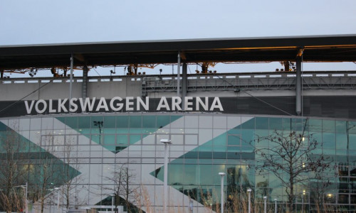 Die Volkswagen Arena kam ganz schön ins Wanken. Foto: Magdalena Sydow