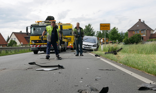 Ein weiterer Unfall, noch am selben Tag, auch auf der B 65 in Dungelbeck Foto: Alexander Panknin