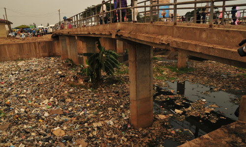 Müllentsorgung in Ghana. Foto: TeoG
