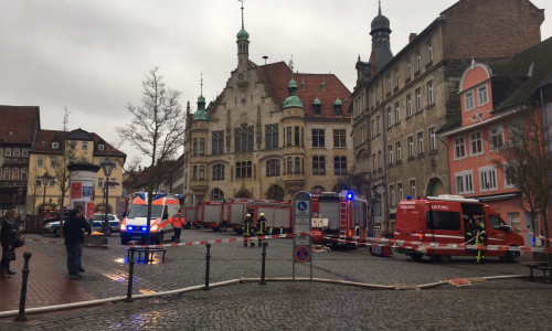 In der Neumärker Straße wird das Einkaufszentrum evakuiert. Video/Fotos: aktuell24(BM)