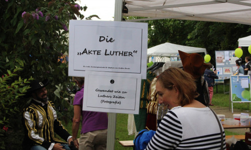Einmal wie Luther gewandet sein, beim Propsteifest war das möglich. Fotos: Sandra Zecchino