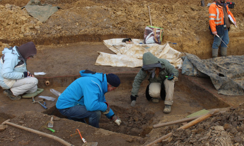Archäologen bei der Arbeit. Symbolfoto: Archiv