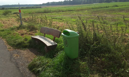 Mit zusätzlichen Mülleimern will man in Lehre für weniger Müll in der Feldmark sorgen. Foto: Gemeinde Lehre