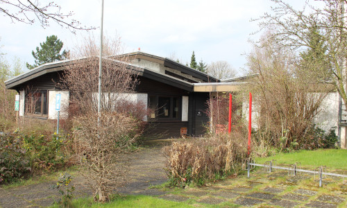 Die AWO-Begegnungsstätte auf dem Gelände des Wohn- und Pflegeheimes wird Ende der nächsten Woche abgerissen. Foto: Max Förster