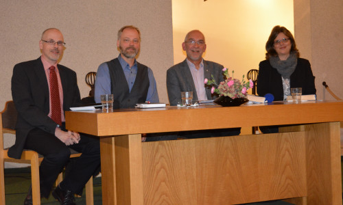 Ulf Damm, Hendrik Rust, Dr. Volker Menke und Dr-Nicole Laskowski. Foto: Kirchenkreis Peine