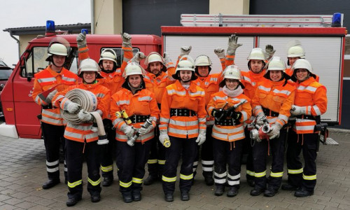 Besonders hervorzuheben sei der hohe Frauenanteil bei diesem Ausbildungsgang. Foto: Feuerwehr