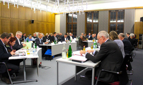Die Mitglieder des Kreistages debattierten in ihrer heutigen Sitzung über das Integrations- und Teilhabekonzept. Foto: Nick Wenkel