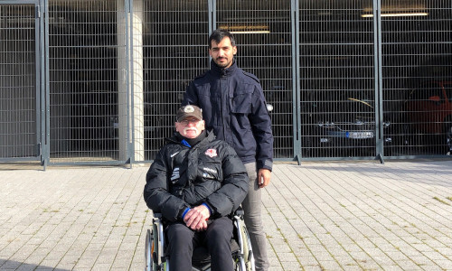Eintrachtfans mit Handicap werden beim Besuch im Stadion begleitet. Foto: Freiwilligenagentur Wolfenbüttel