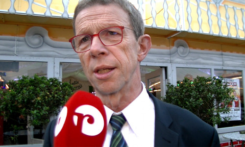 Klaus Mohrs hätte sich einen gemeinsamen Aufruf von Eintracht und dem VfL gegen Gewalt gewünscht. Video: André Ehlers