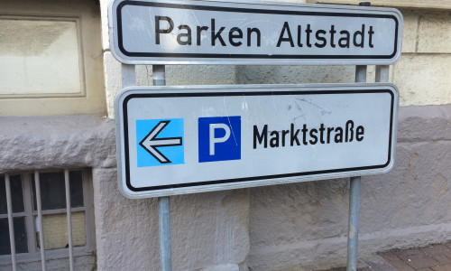 Die FDP-Ratsfraktion stellte einen Antrag zur Erstellung eines Verkehrs- und Parkkonzepts. Symbolfoto: Anke Donner