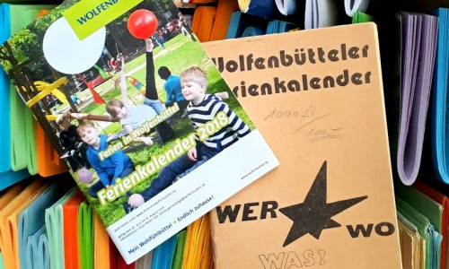 In diesem Jahr gibt es den Ferienkalender der Stadtjugendpflege seit 40 Jahren. Foto: Stadt Wolfenbüttel