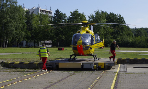 Die Sommertour der CDU besuchte am 01.08.2015 den Rettungshubschrauber Christoph 30. Foto: privat