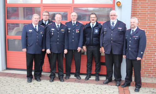 Die Feuerwehr Helmstedt hat neue Abschnittsleiter gewählt. 