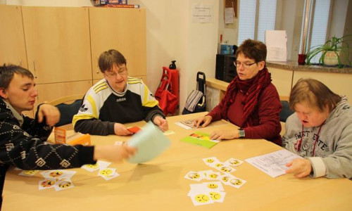 Andreas Lübke und Christine Campe die Kontaktstelle für Suchtfragen innerhalb der Lebenshilfe Braunschweig erzählen von ihrer Arbeit. Fotos: Lebenshilfe