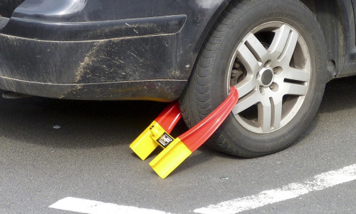 In Zukunft sollen die Strafen für Falschparker drastisch erhöht werden. Symbolbild: Pixabay