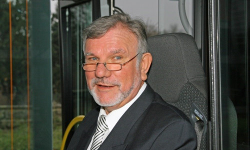  Die Kraftverkehrsgesellschaft mbH Braunschweig (KVG) trauert um ihren langjährigen, ehemaligen Geschäftsführer Ulrich Bethke. Nach einer schweren Krankheit verstarb Herr Bethke am 21. Juni 2016 im Alter von 67 Jahren. Foto: KVG