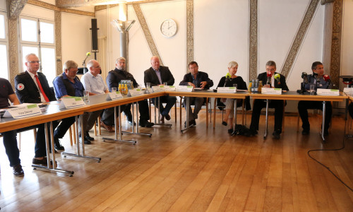 Viel Gesprächsbedarf bei der heutigen Pressekonferenz in Wolfenbüttel. regionalHeute.de war vor Ort. Foto/Podcast: Werner Heise