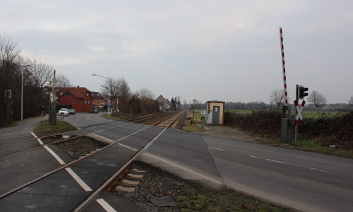 An den Groß Stöckheimer Bahnübergängen herrscht demnächst Tempo 30. Symbolfoto: Archiv
