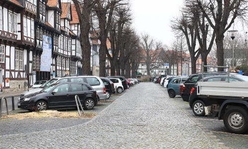 Der Parkplatz in der Reichsstraße soll für einige Tage für den Verkehr voll gesperrt werden.  Foto: Archiv