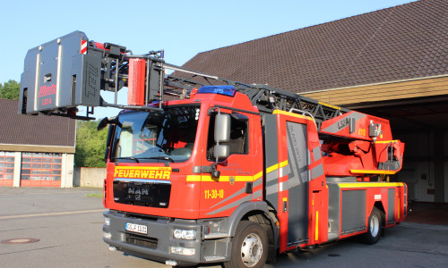 Am Dienstag wurden aufgrund des weiter vorherrschenden starken Windes, von der Feuerwehr Goslar drei weitere Gefahrenstellen im Stadtgebiet beseitigt. Foto: Anke Donner 