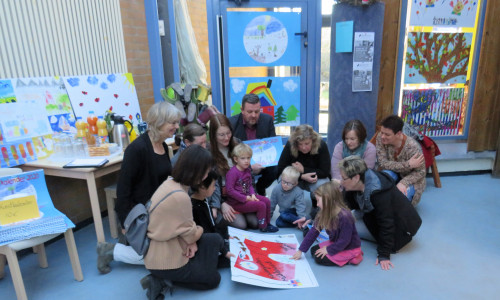 In der Kita Mühlennest in Wendhausen machte die neue Wanderausstellung mit Werken der Bildungseinrichtungen der Gemeinde Lehre jetzt erstmals Station. 