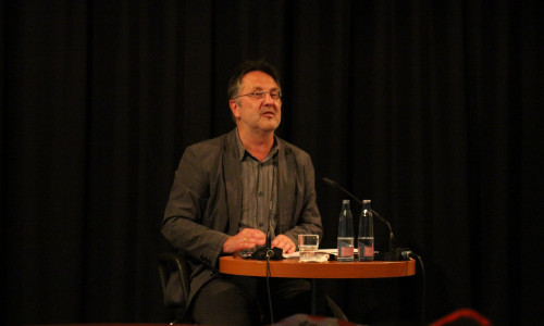 Bereits 2015 war Rainer Moritz zu Gast in Wolfenbüttel. Foto: Max Förster