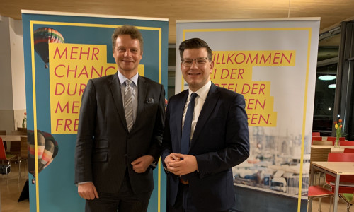 MdB Jens Beeck (links) und MdL Björn Försterling beim Themenabend des FDP-Kreisverbandes Wolfenbüttel